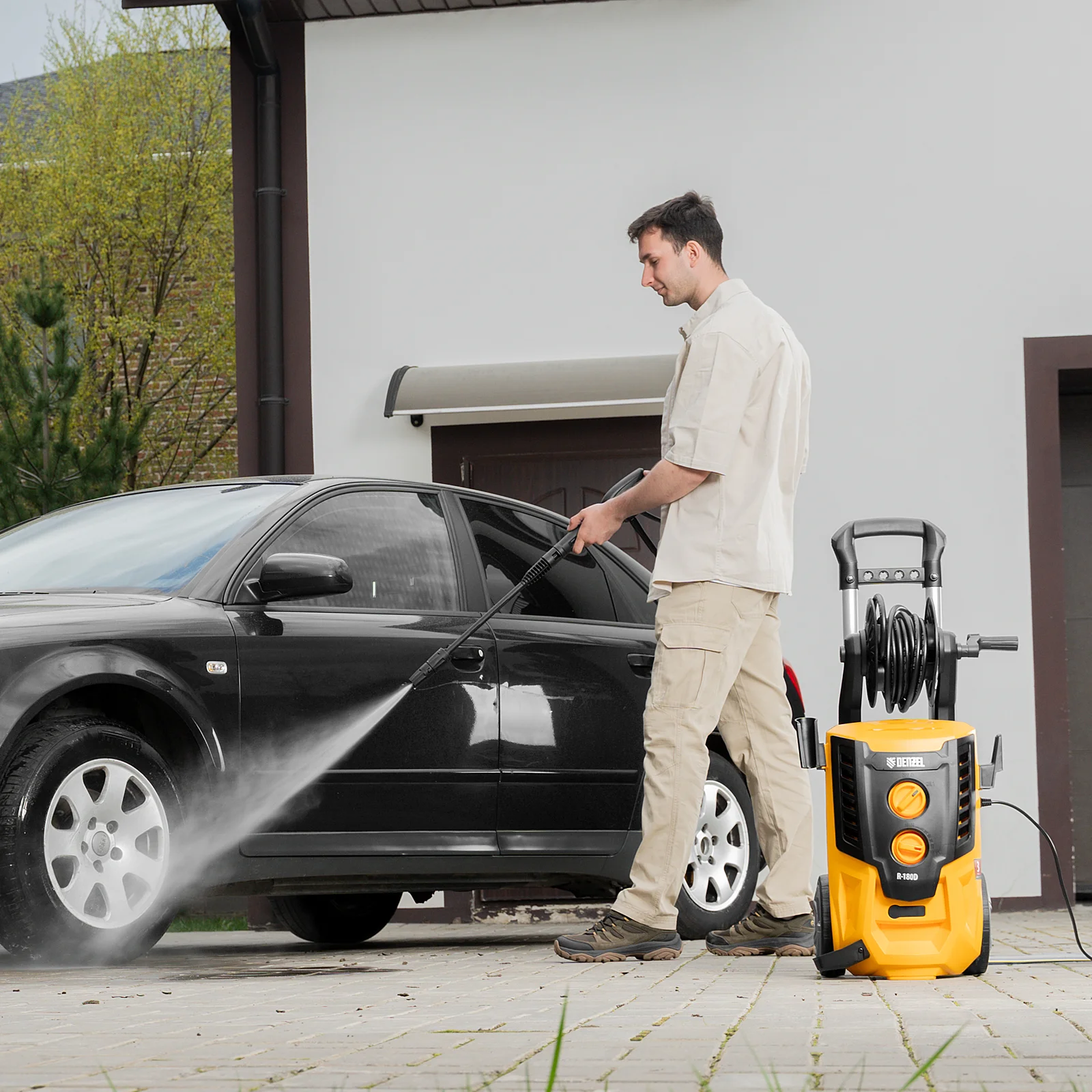 Мойка высокого давления R-180D, 2200 Вт, 180 бар, 380 л/ч, с барабаном Denzel
