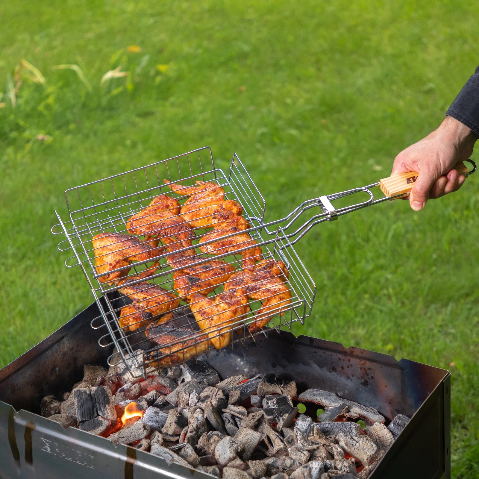 Решетка гриль 240х310х55 мм хром Sparta