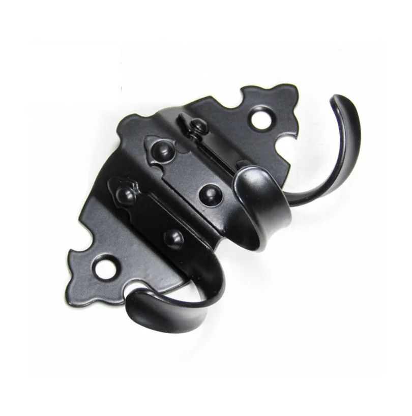 Крючок 3-х рожковый Кр-3-105-SL черный (ковка)