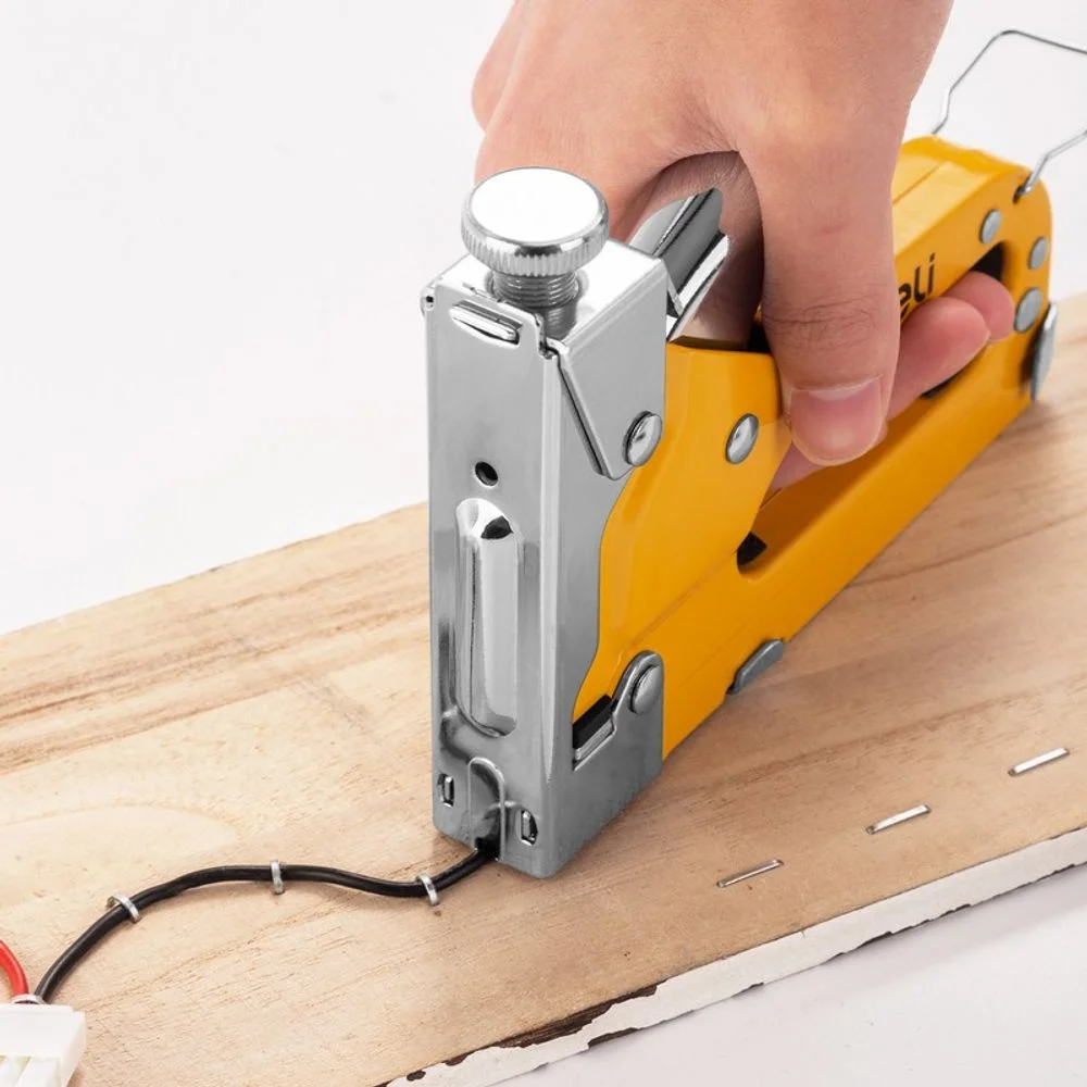 Степлер мебельный Deli DL238105 с набором скоб + антистеплер 