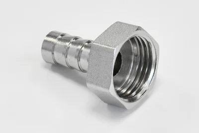 Штуцер для присоединения шланга ВР латунный 1/2*D18 никелир.