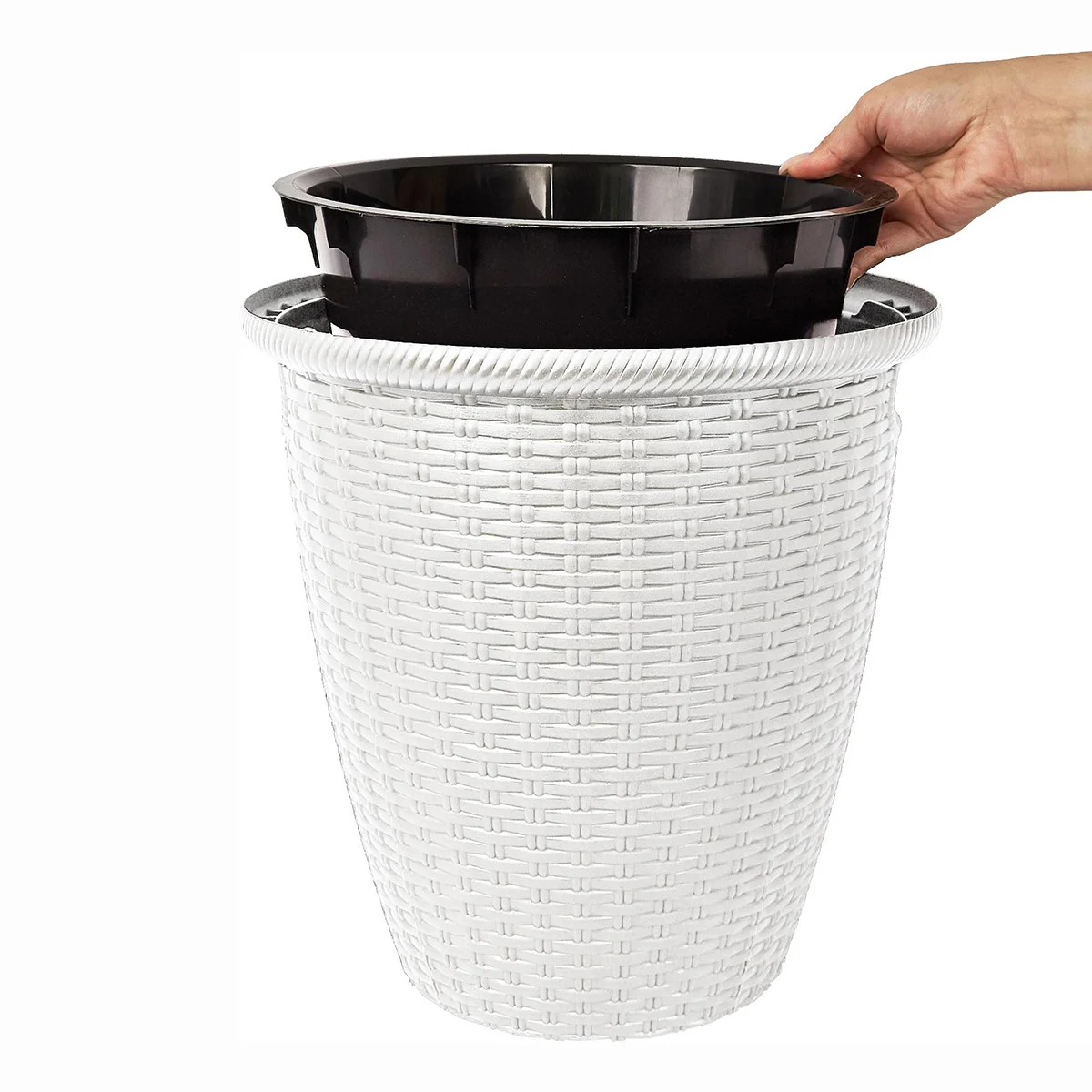 Кашпо напольное InGreen Rattan, с внутренним горшком, 20 л, белоснежный жасмин